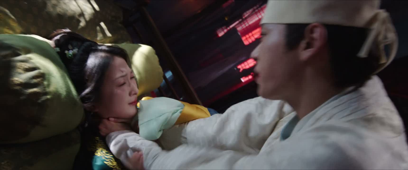 凭什么你是女儿身 凭什么我不是