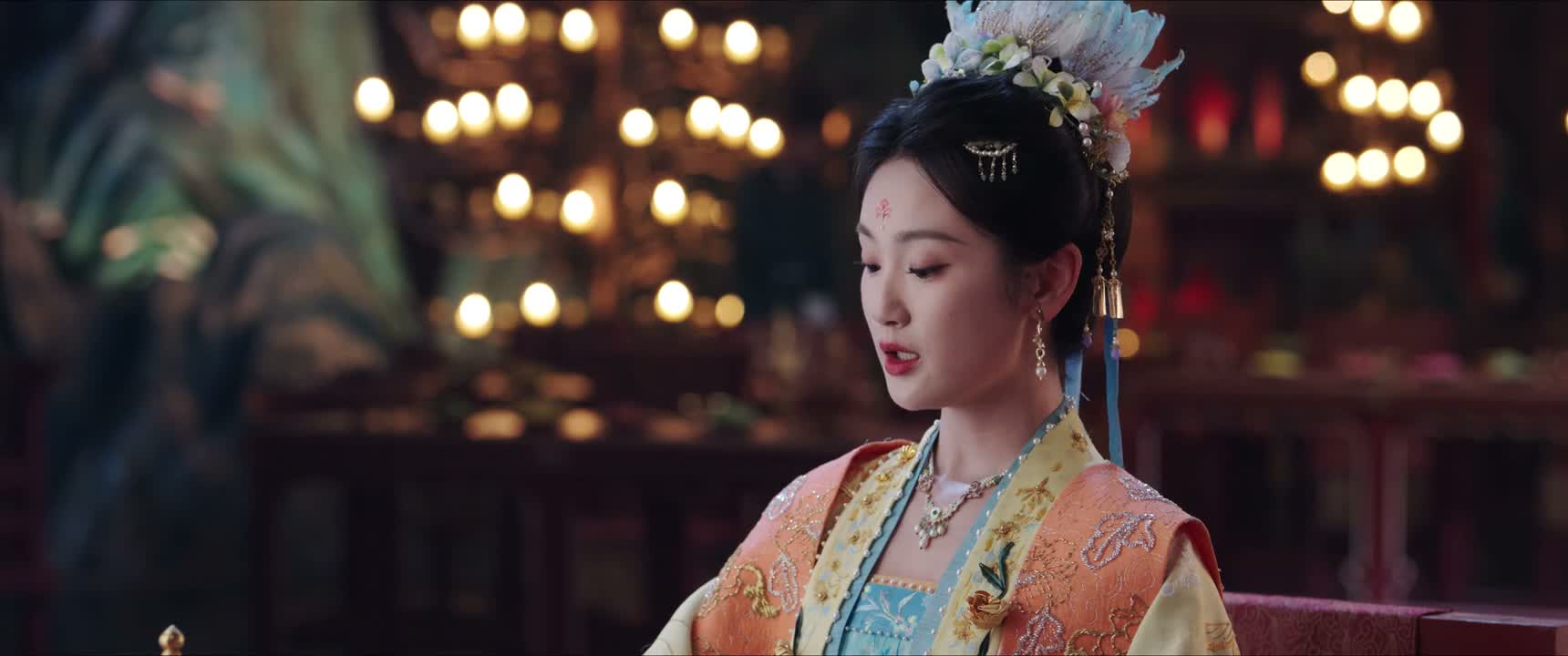 圣上让素贵妃统总此次宮宴