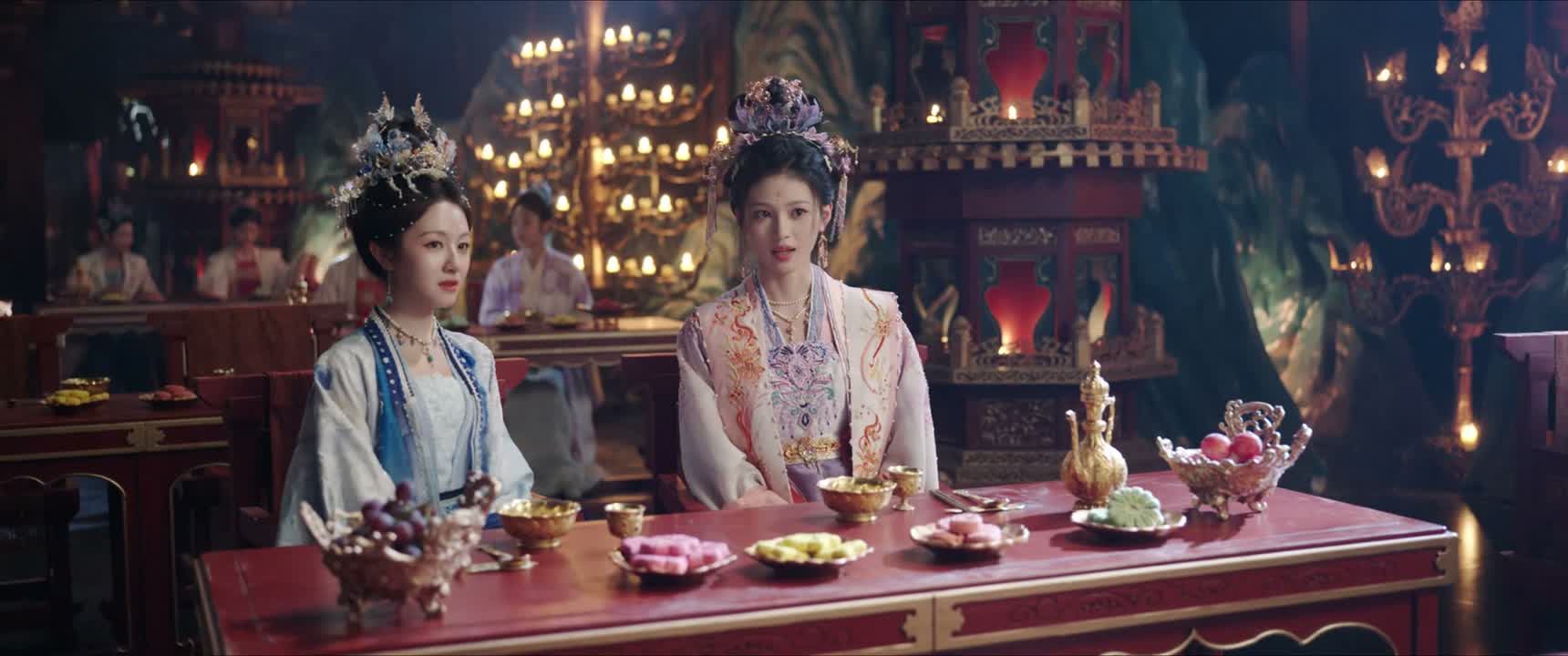 她们呀 天生的仇敌