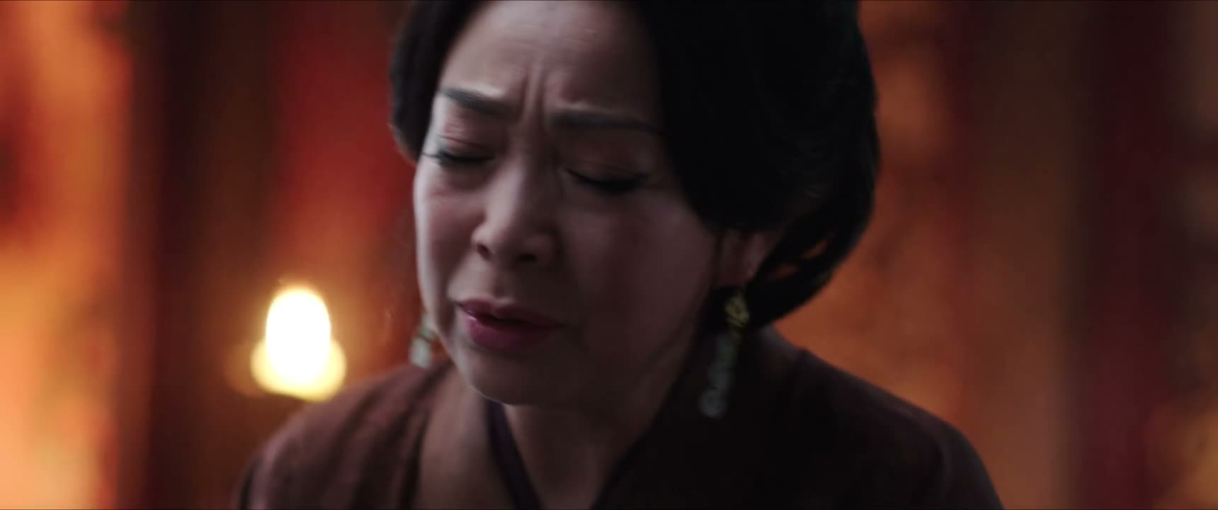 我胸闷得要紧