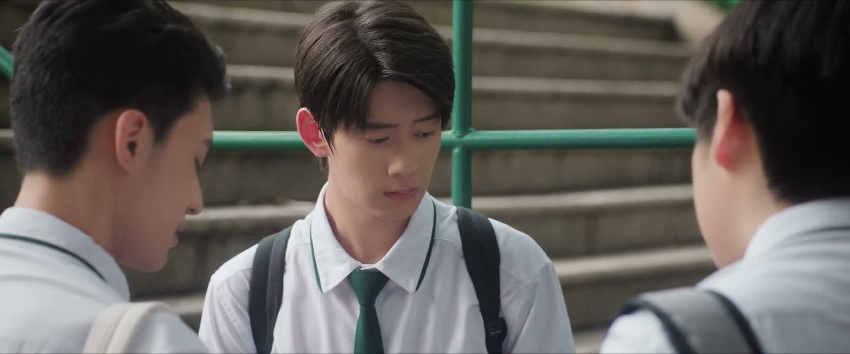 给他 乖孩子有糖吃