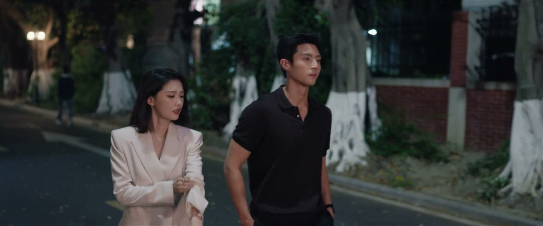 你走那么快干嘛呀 我耐力可一直比你好