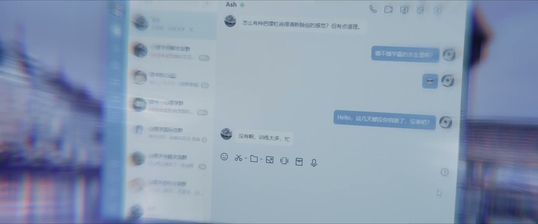 虽然会开开玩笑 但她绝对是个善良的人