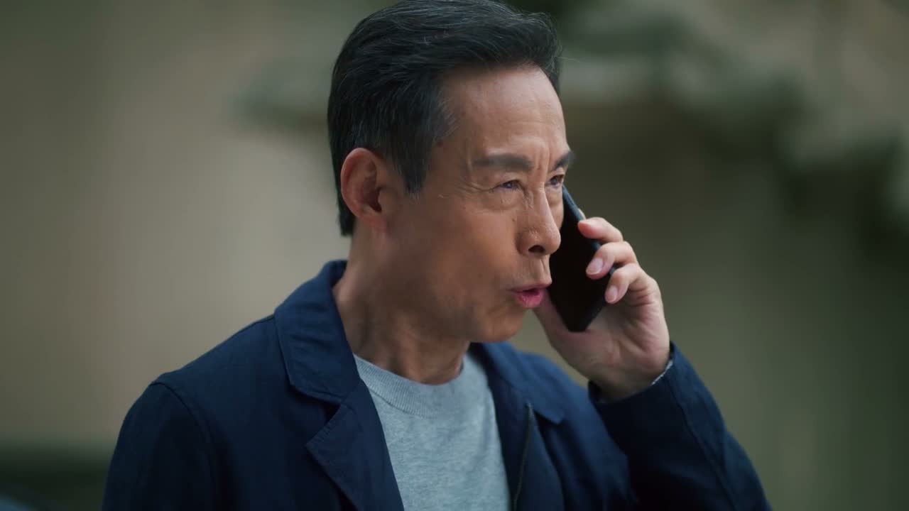 说黄奕德 今天必须露面