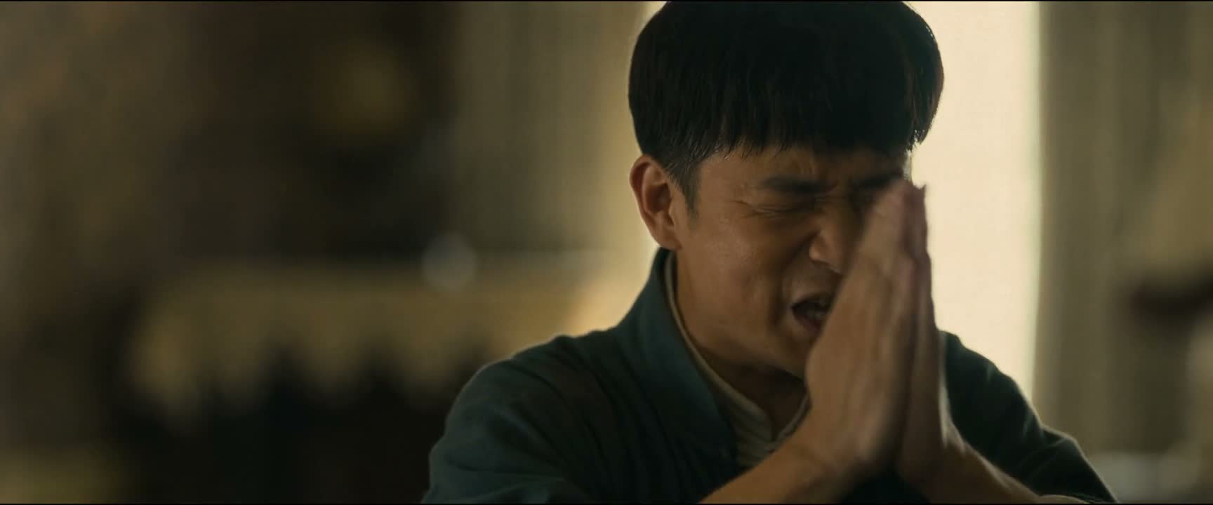 千谢万谢地感激他 我一辈子都忘不了他