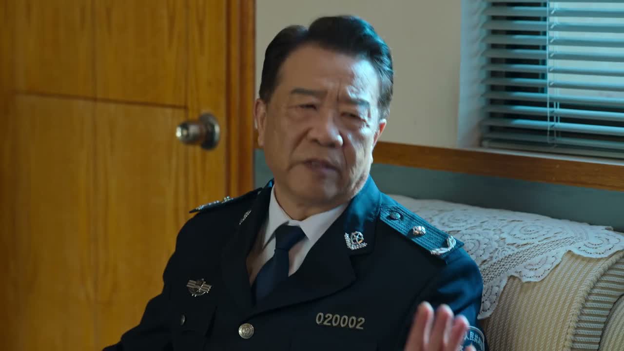 不行 不行 我呢 不是场面的人