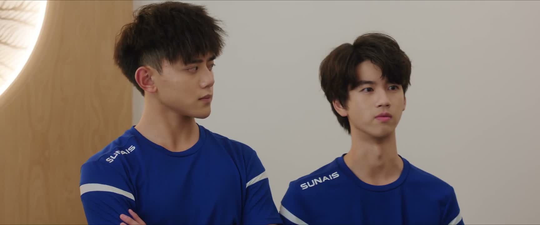 看我们战术的吧 你傻啊