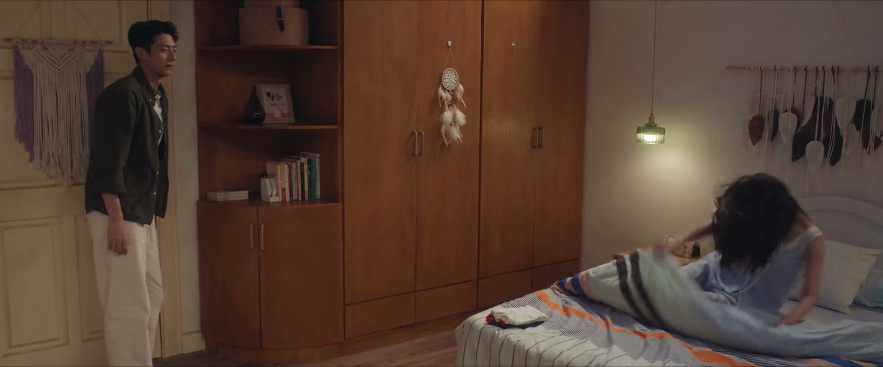 睡觉关灯