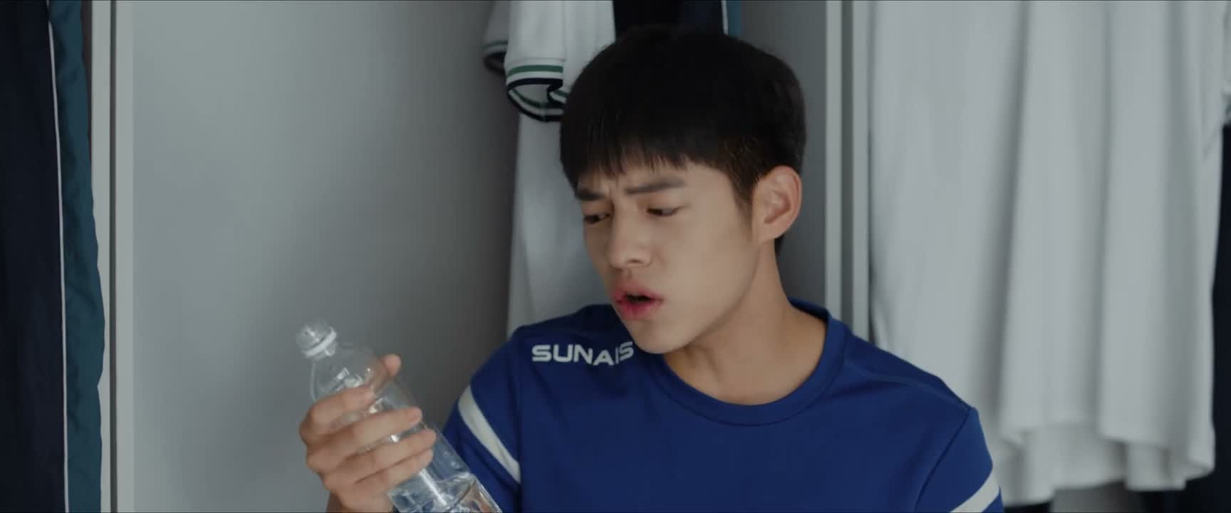 我只是口渴 润一下喉好不好