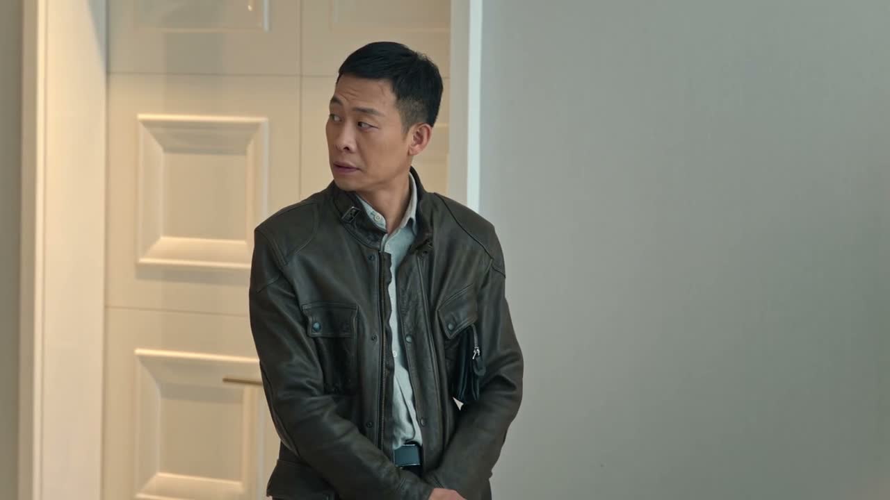 看样子昨儿没少喝