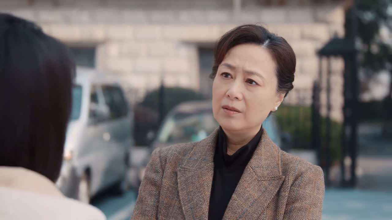 她之前对这件事情特别上心