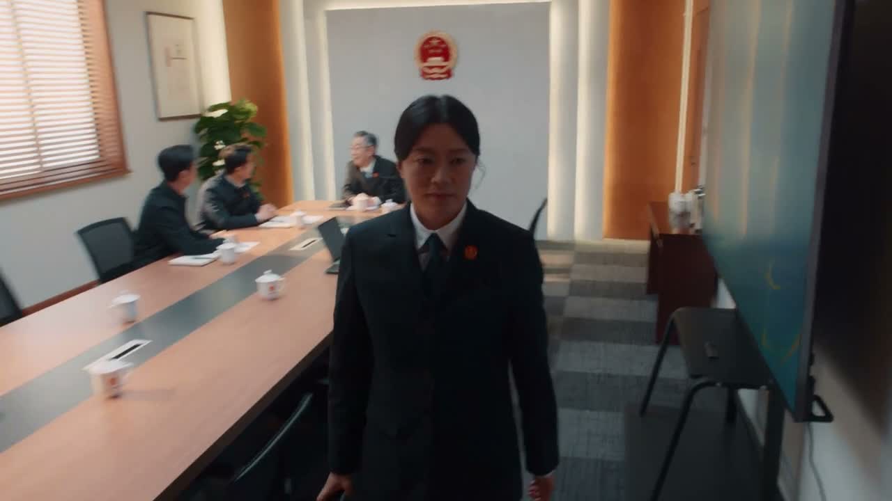 咱们家事庭呀难得聚这么齐