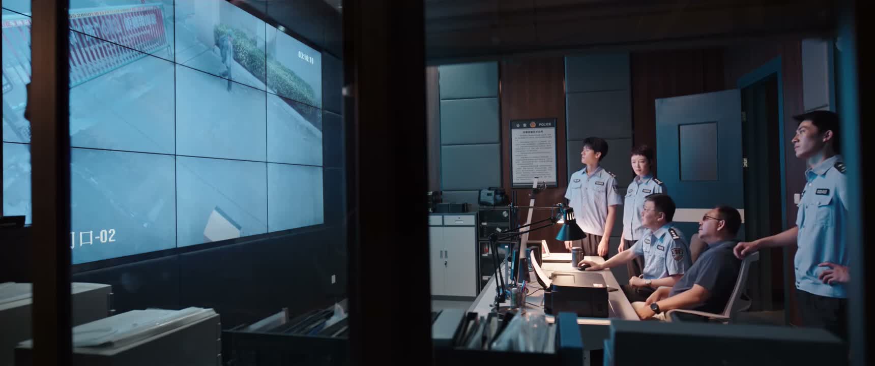 再说这得 什么样的深仇大恨呢