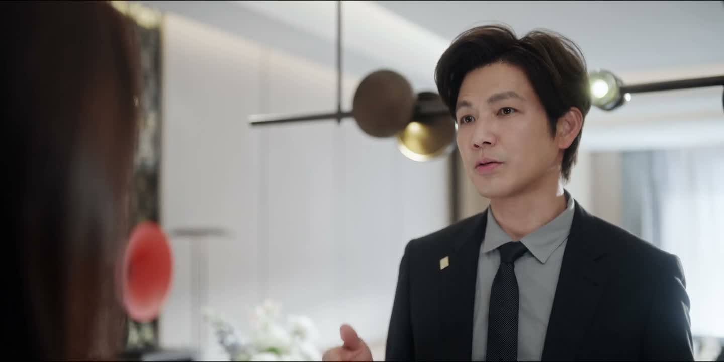 等于是从最普通的职员做起