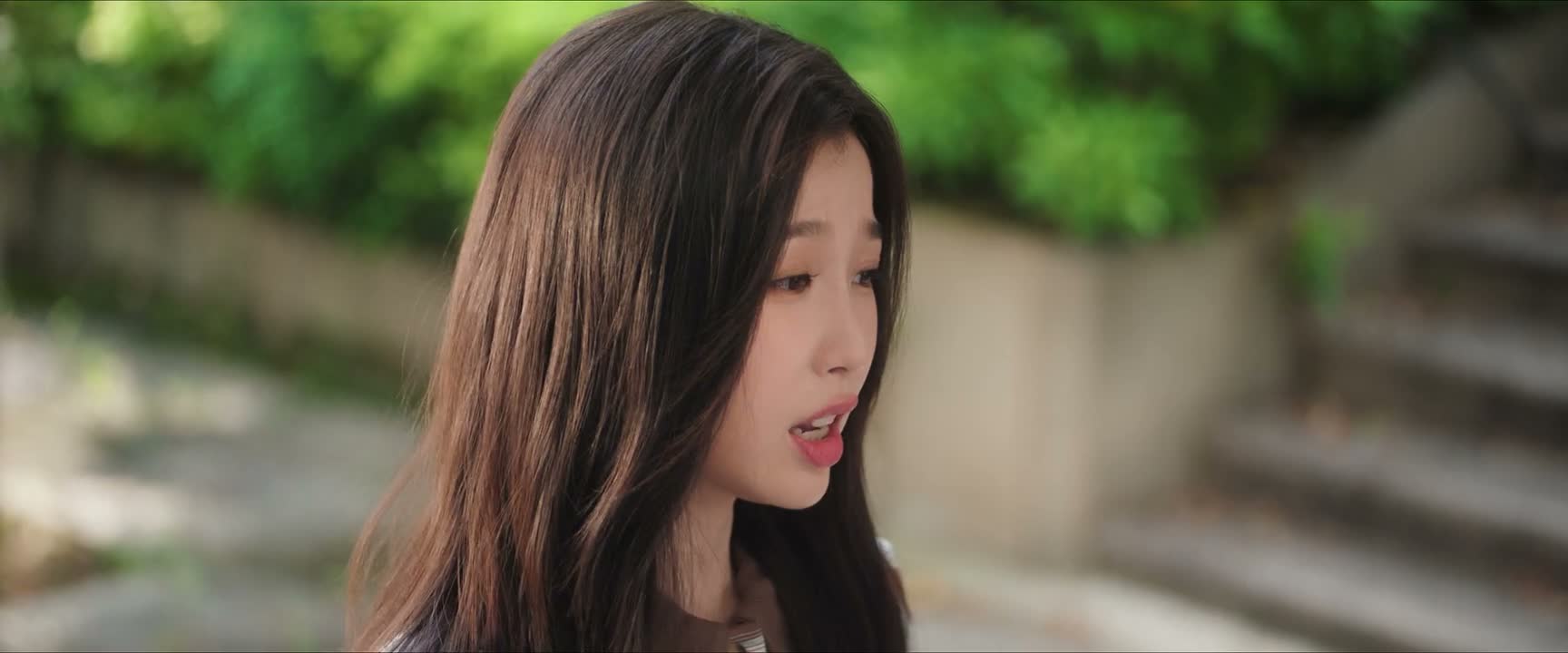 都能看得出他们的口是心非