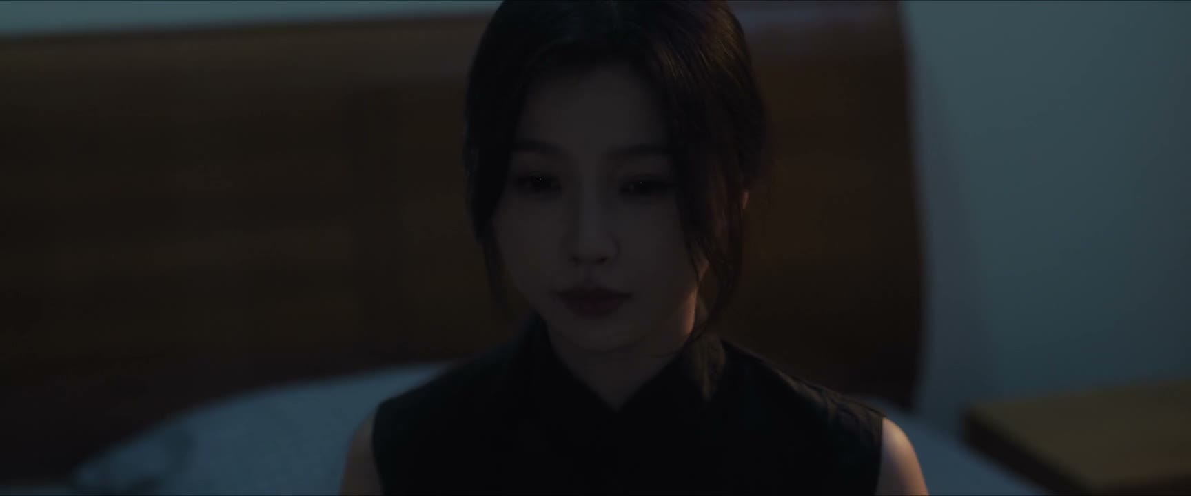 我们俩就成为一起 走过吊桥的战友了