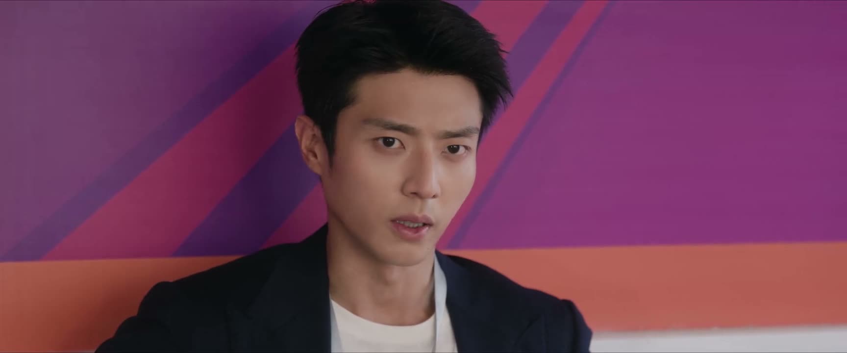 不管多漂亮的弧线球 大概率都会被拦截下来