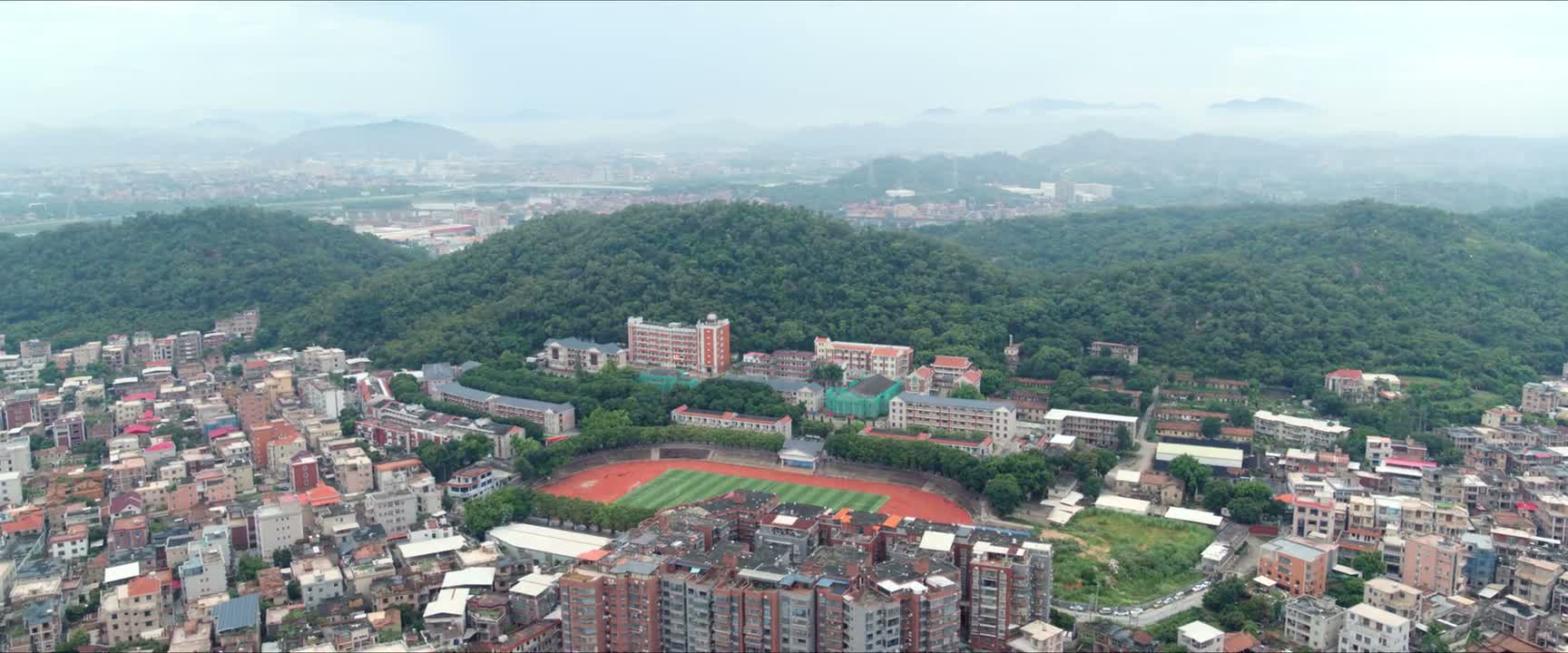 现在缺少了文成业 我们后防空虚