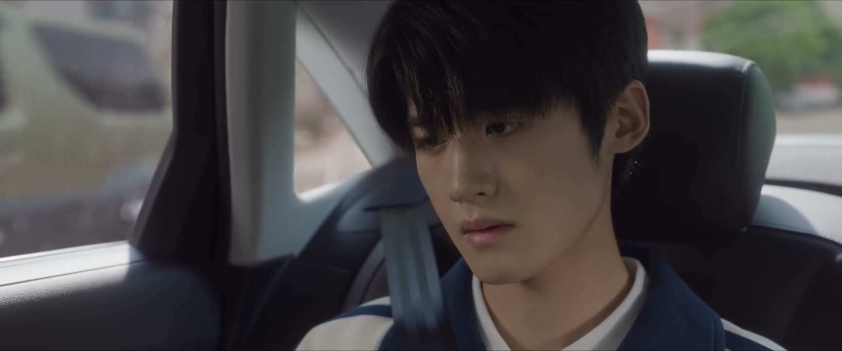 自己小小年纪 也有暴力倾向