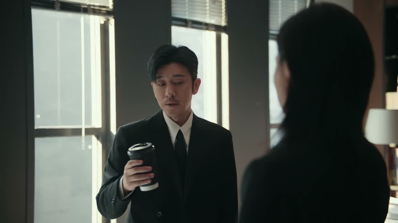 你是专程给我送咖啡呢