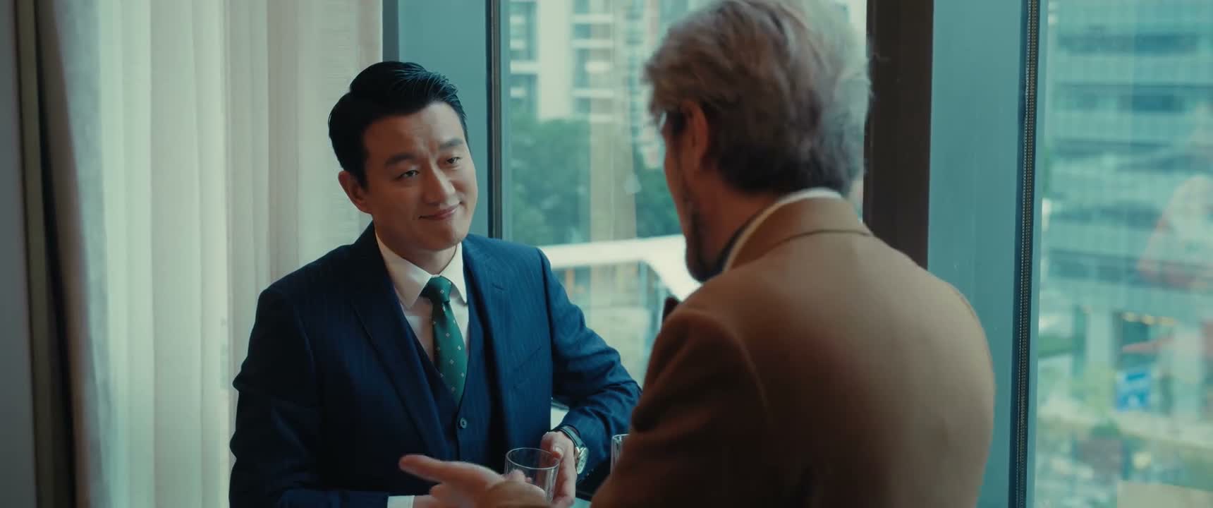 你太太确实是一位 很有魅力的女士