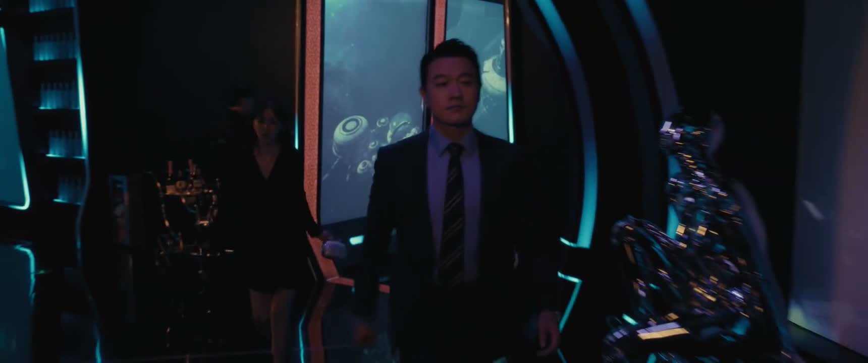又继承了那么大的公司 就是全世界最了不起的人了