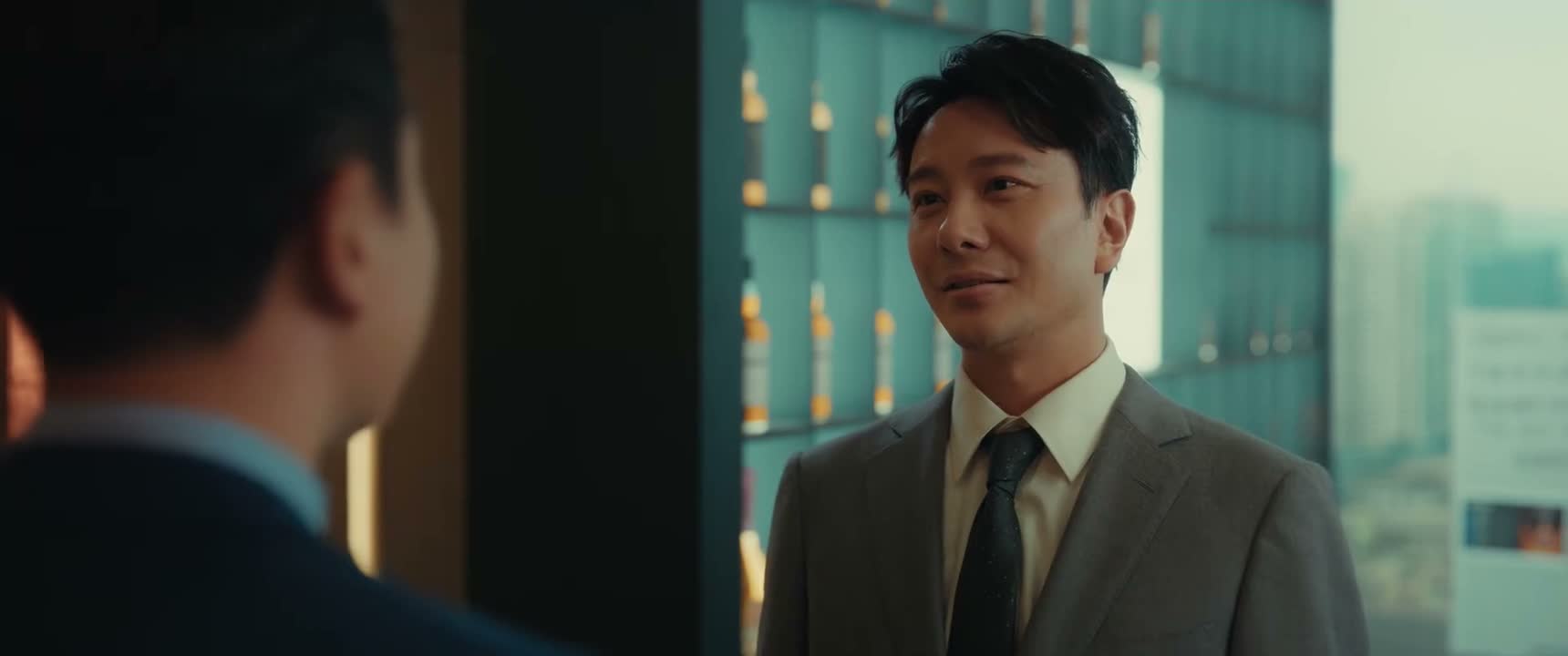 这次见到真人了