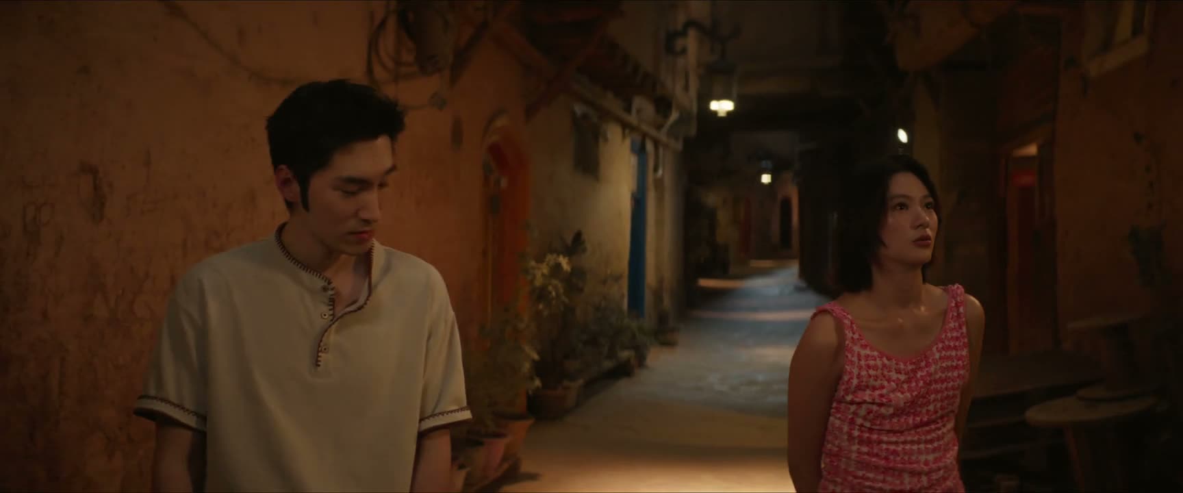 我长得也没有米娜娃尔那么漂亮