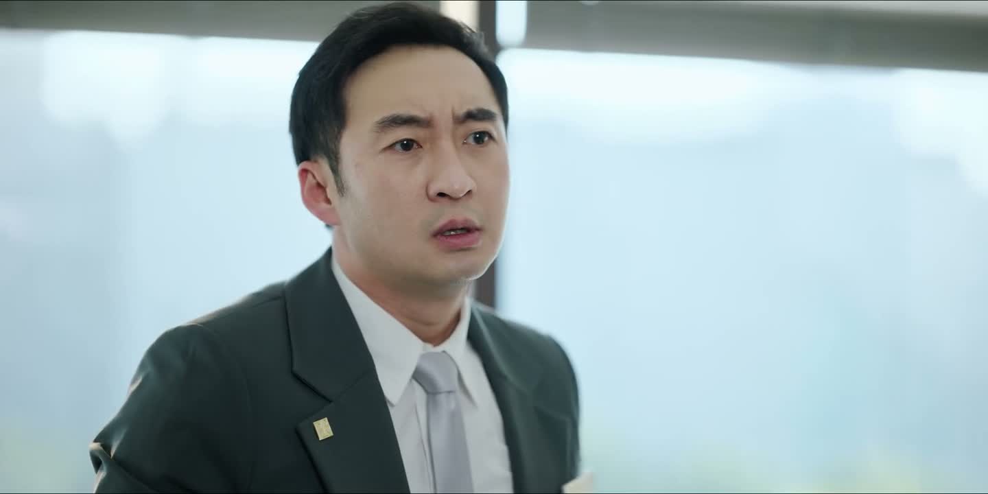 她手里有客人的把柄