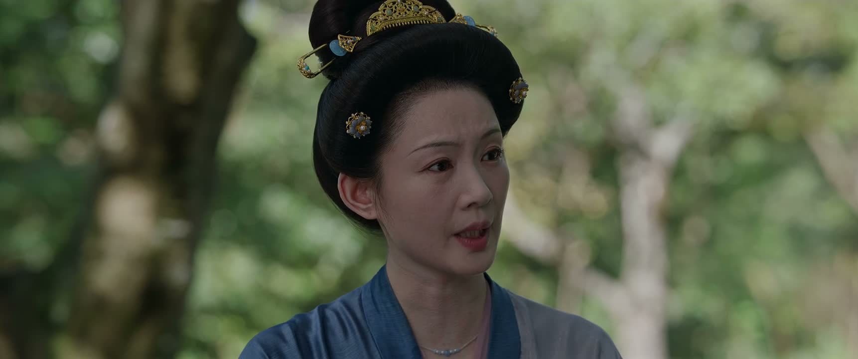 别等到人不在了