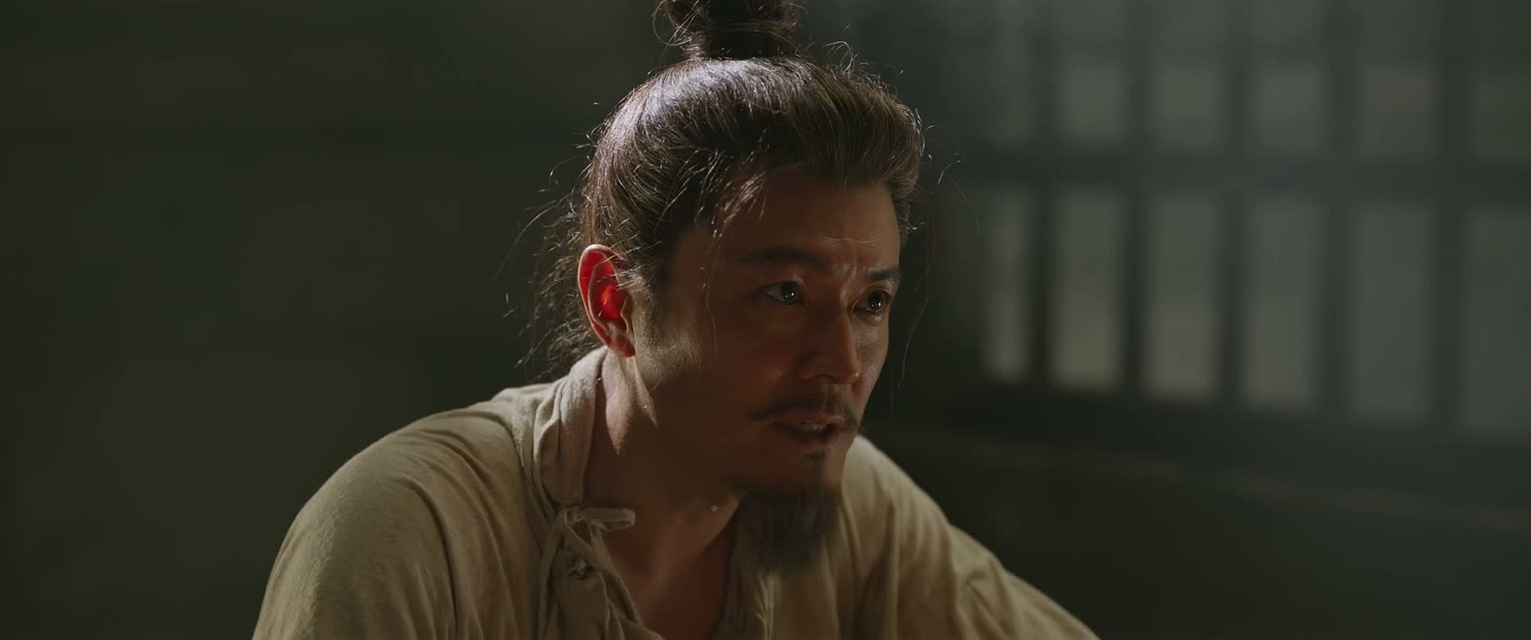 怕是还把她当成大救星了吧