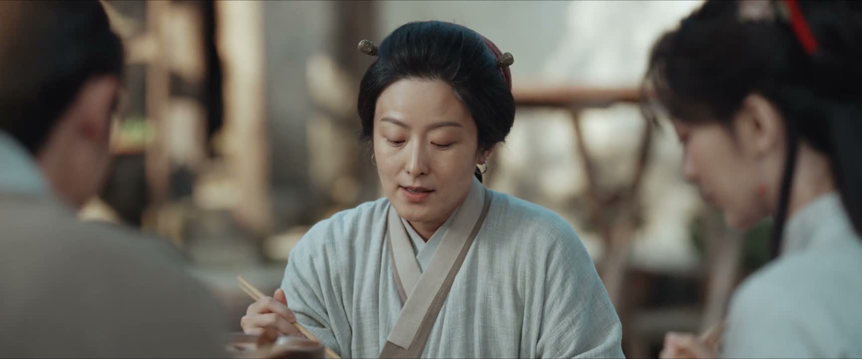 街头巷尾都传开了 想不知道都难
