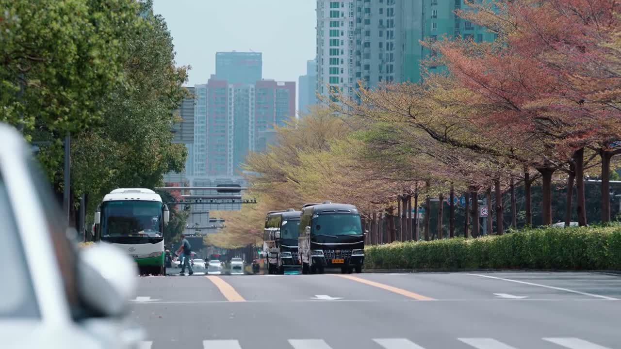 周总实在是太客气了 明明是我们来天火参观