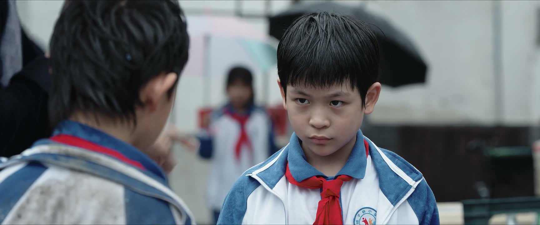 把你班主任给我叫过来 他打架你就站着看着啊