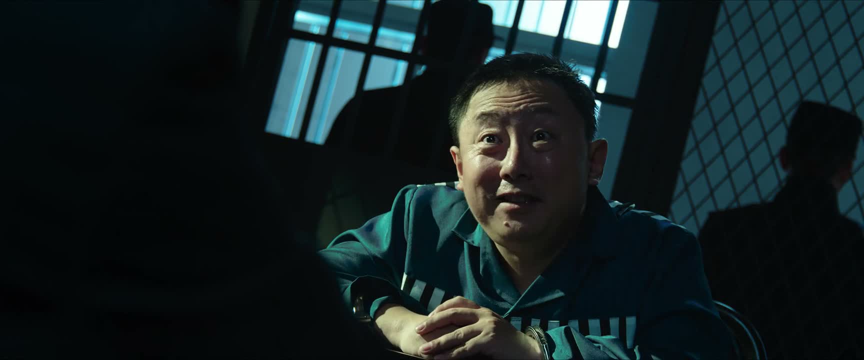 被揍成那样了不哼不哈 也不认㏺