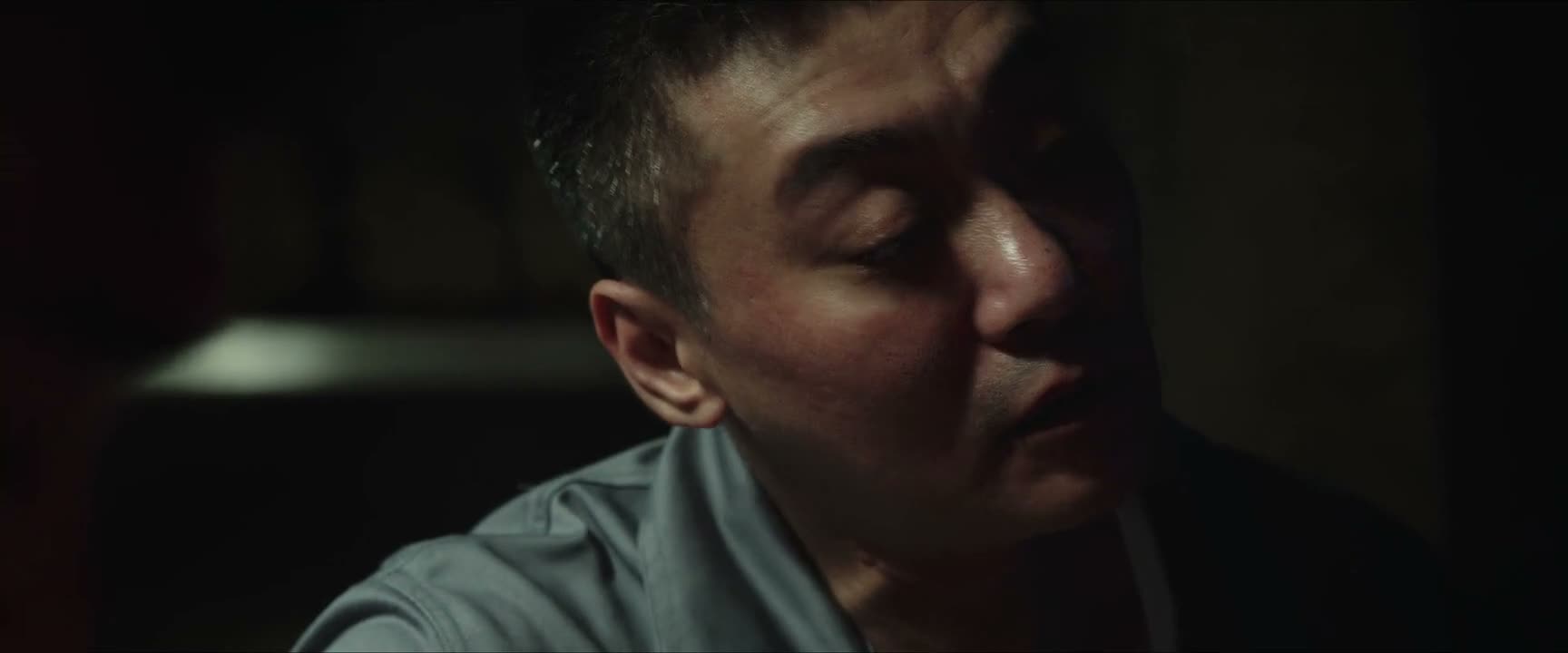 对得起你警察的身份啊