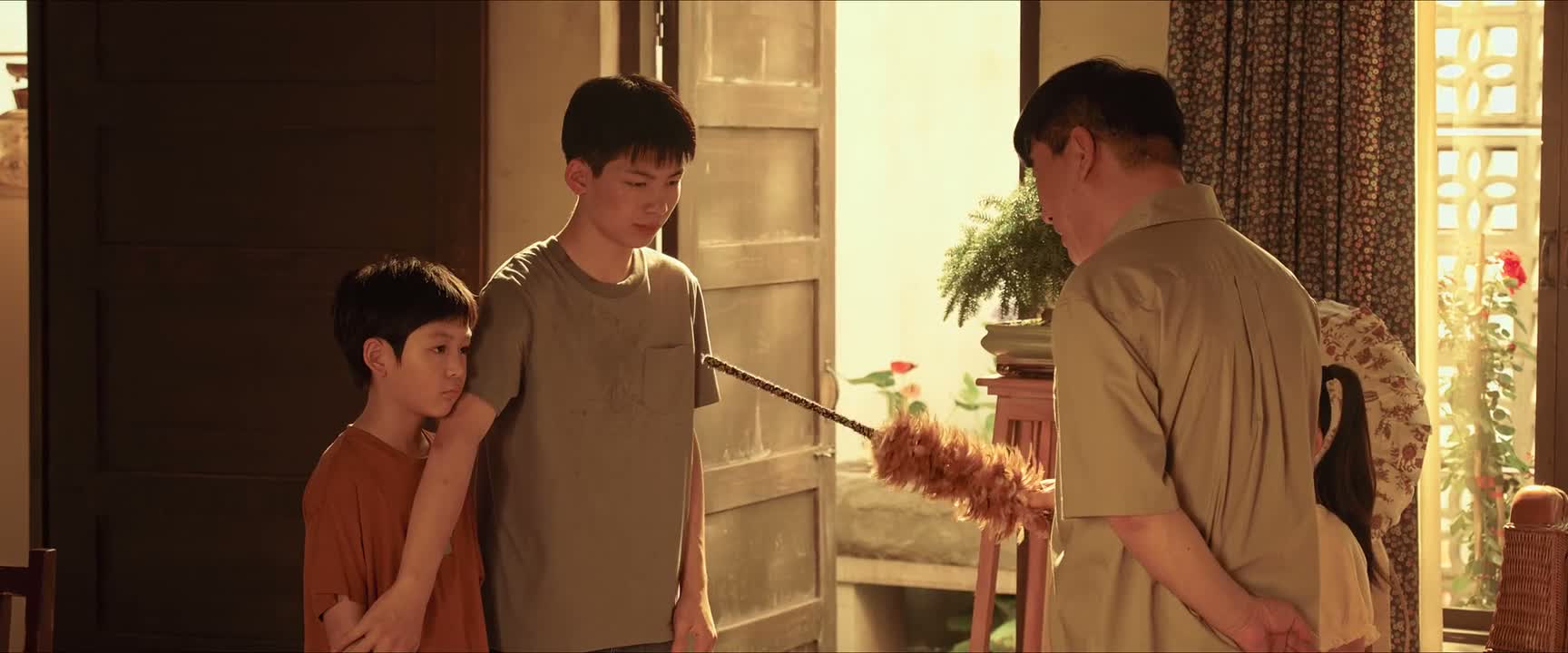 整天惹事