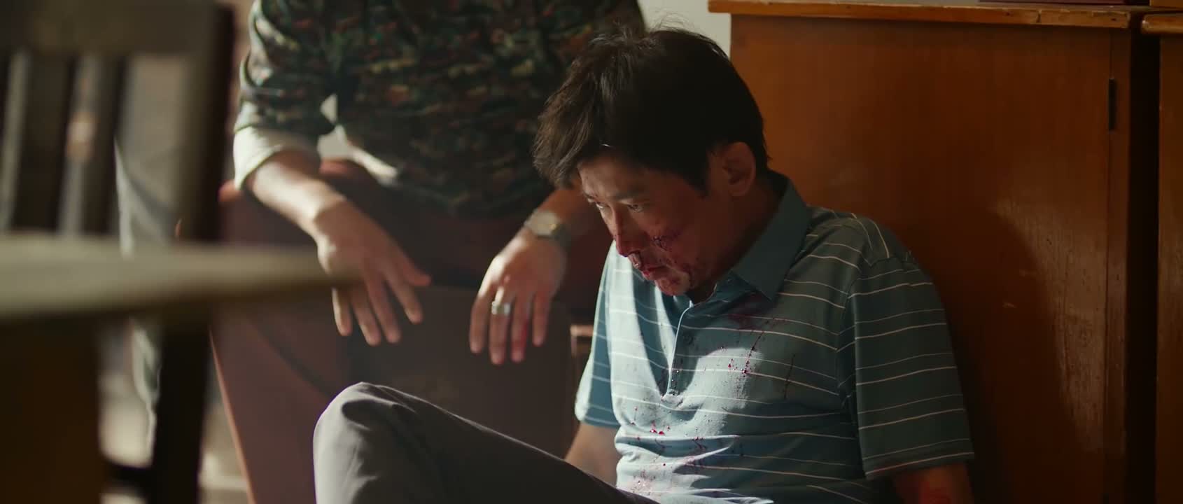 既当婊子 还立牌坊