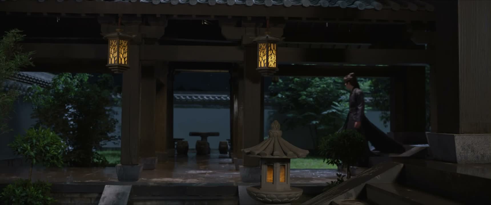 奇怪 这范云人呢
