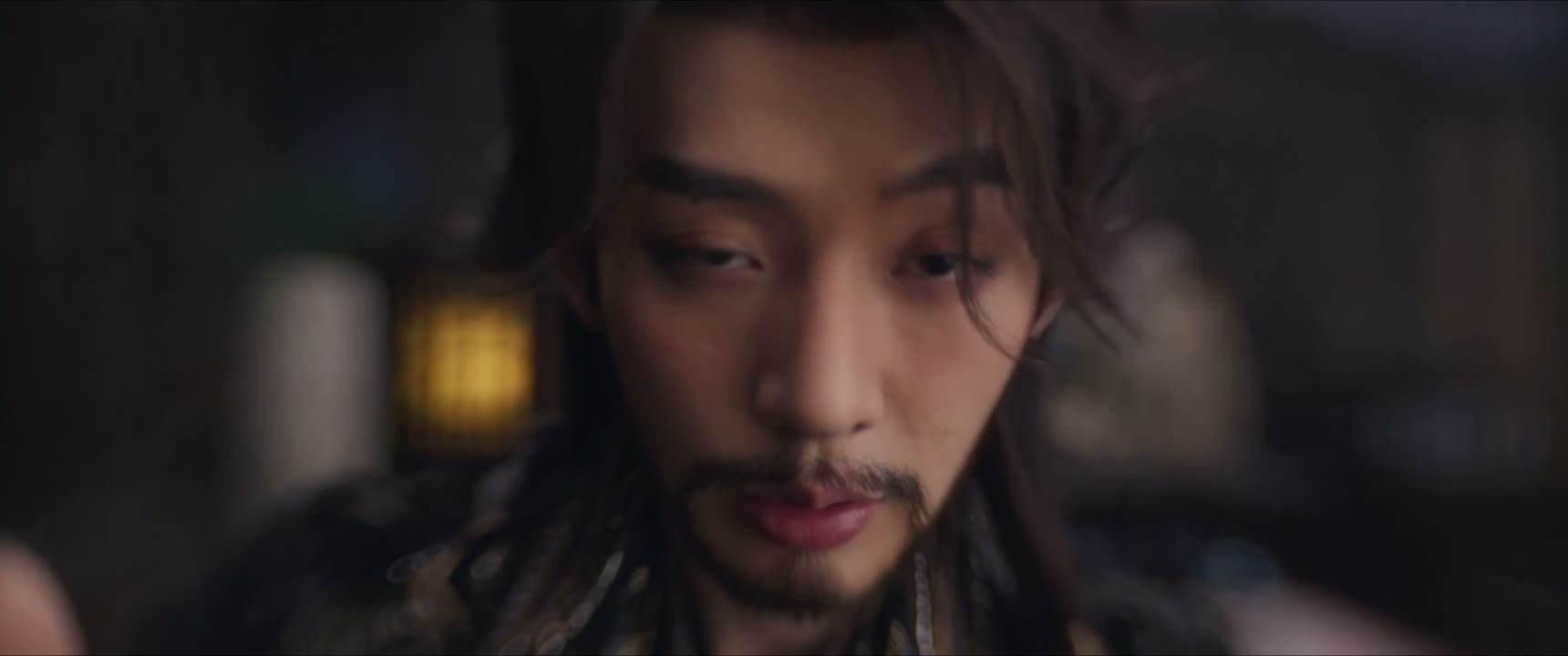 咱要离他远远的