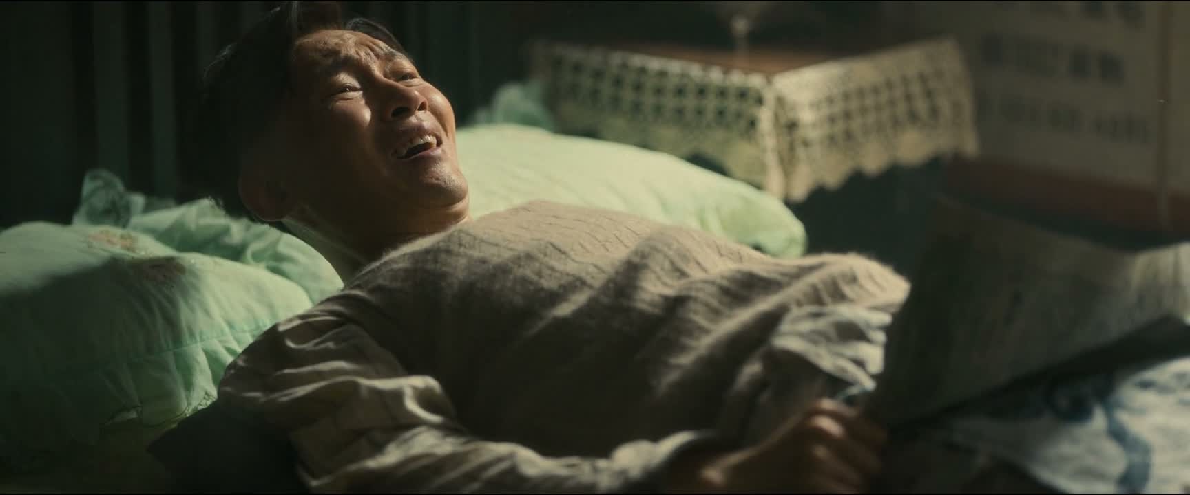一撅屁股我就知道你拉什么屎
