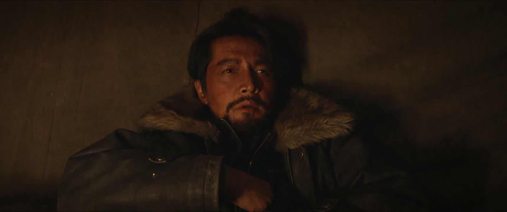 这里离公路还远着呢