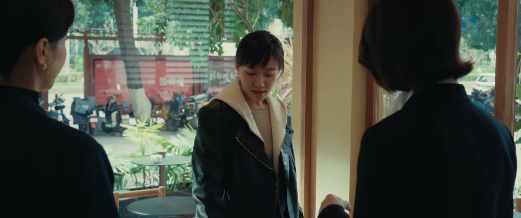 说他性骚扰呢 已经不是一回两回了
