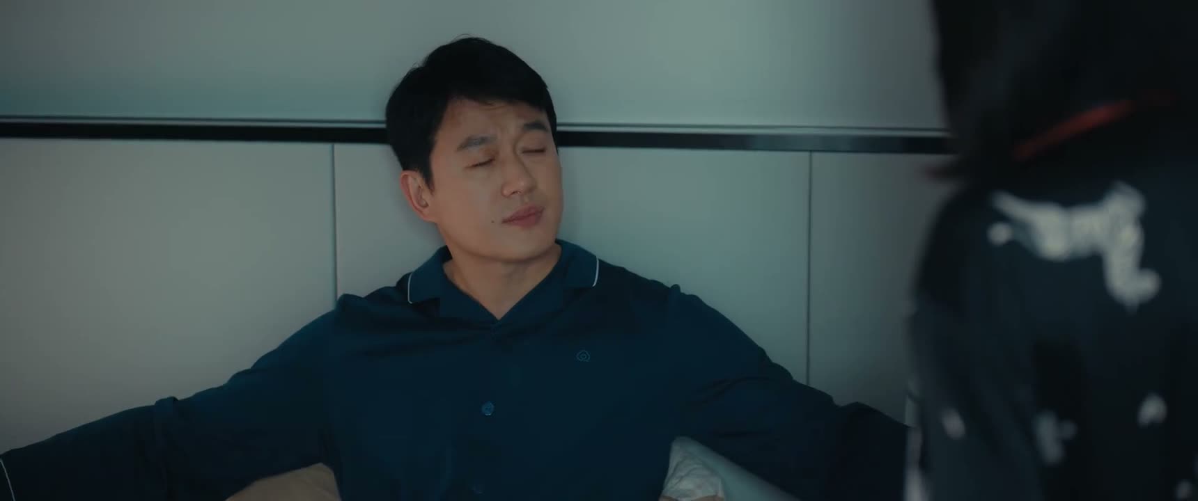 我 我们什么时候分房睡了