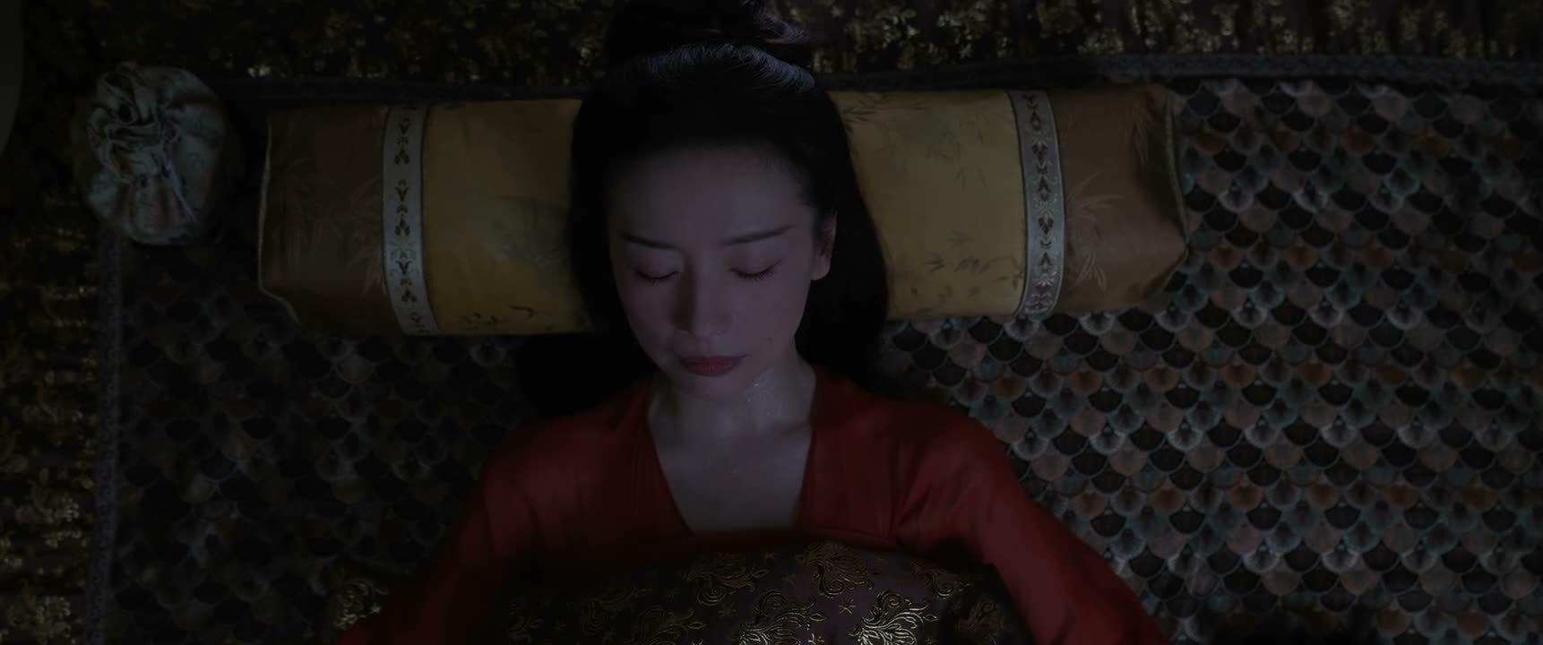 你想想办法 我们得救他