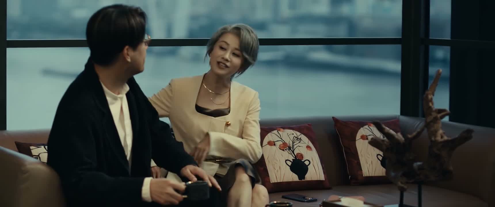 你知道何韩他不会答应的 老范