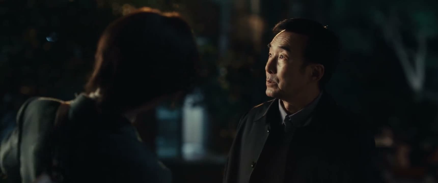 这么晚了你妈还没睡觉啊