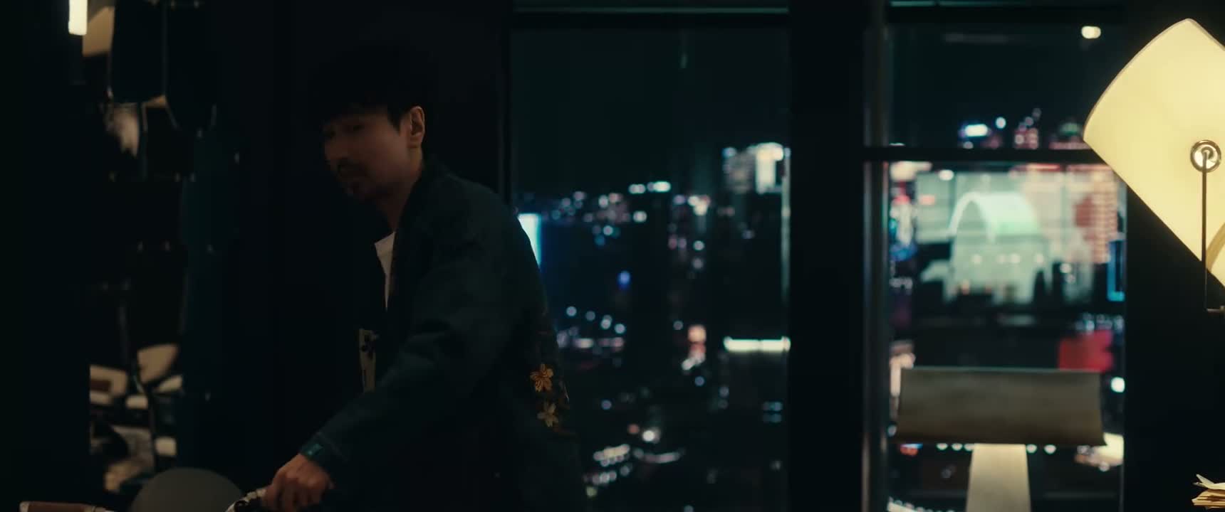 把店长开了 让女主做老板