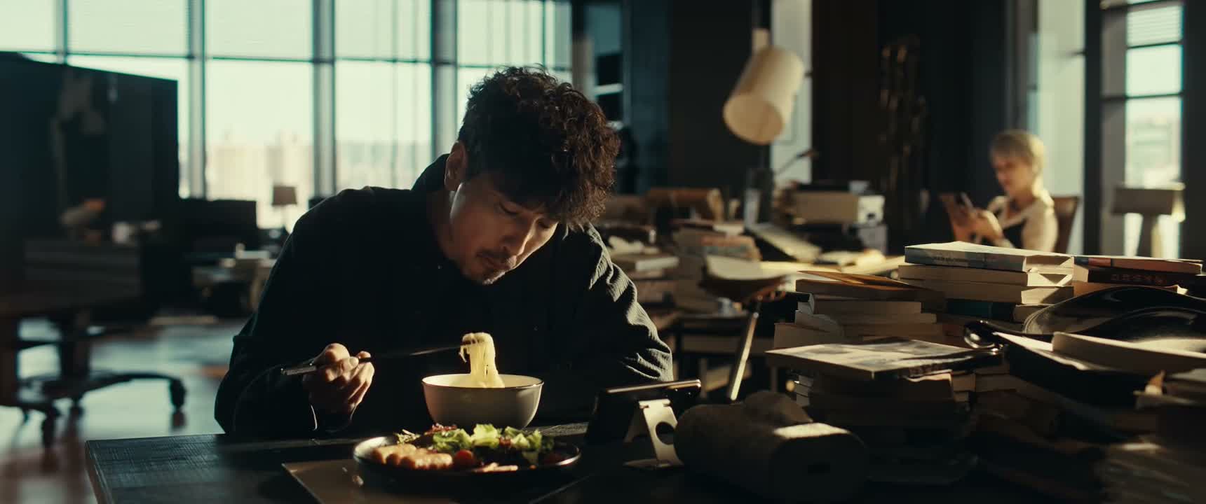 没见你这么关心过一个新人作者