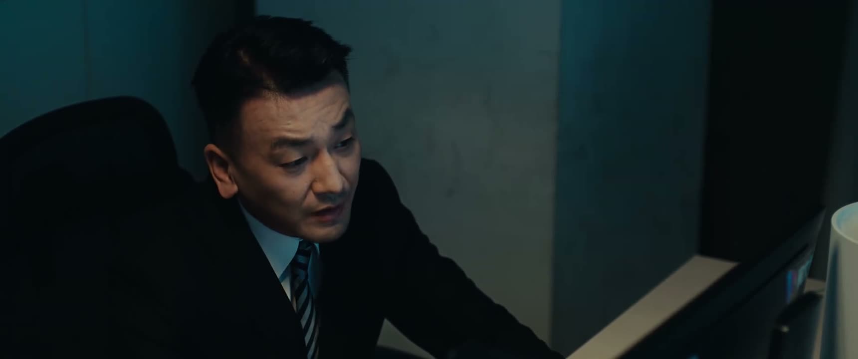 我放监控不是为了让你找朋友的